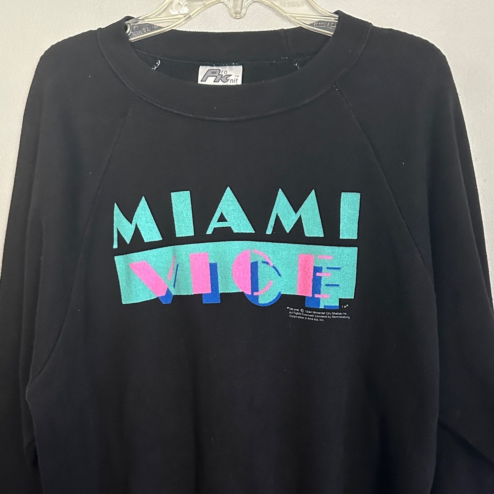 Miami Vice TV Series women rare vintage 1984 sweatshirt from Universal Studios - Picture 5 of 9